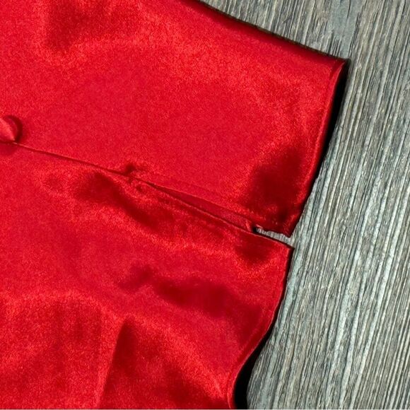 Vintage Frederick's of Hollywood Vibrant Red Satin Camisole Top Size Small - Picture 13 of 13